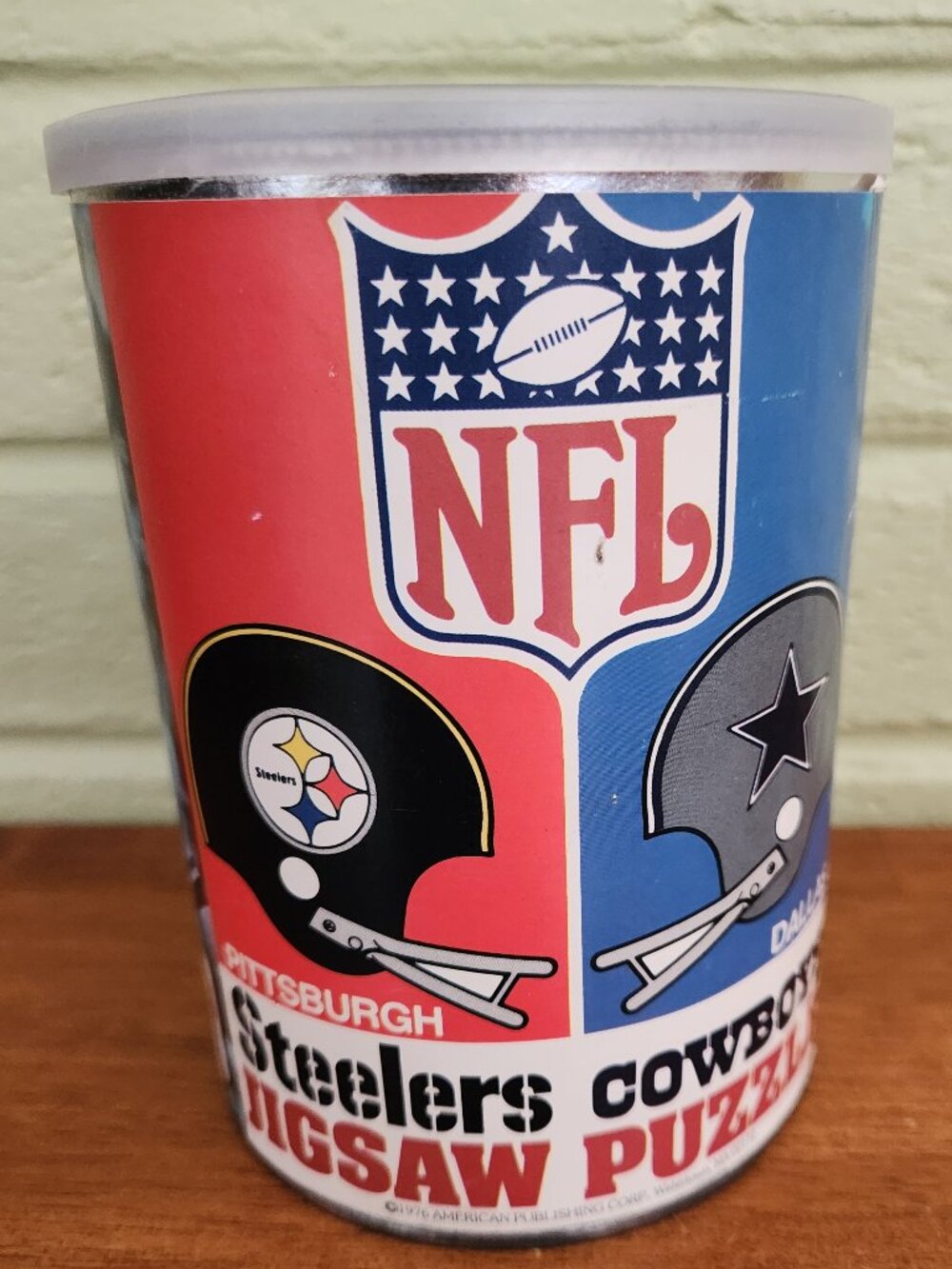 Vintage NFL 1976 Pittsburgh Steelers Dallas Cowboys Jigsaw Puzzle Canister T1